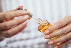 Aceites para el rostro. ¿Cómo elegir el aceite que mejor se adapte a su tipo de piel?