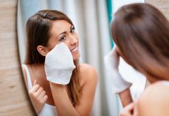El método OCM: Cómo limpiar la cara con aceites y por qué usted debería aplicar este método