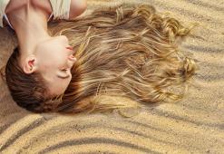 Regeneración del cabello post-verano: régimen eficaz para el cuidado del cabello