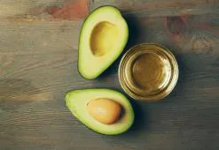 Aceite de Aguacate - Multivitamínico para el Cabello y la Piel